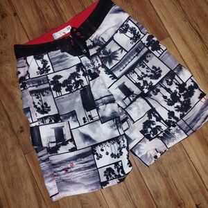 Men's swimming trunks